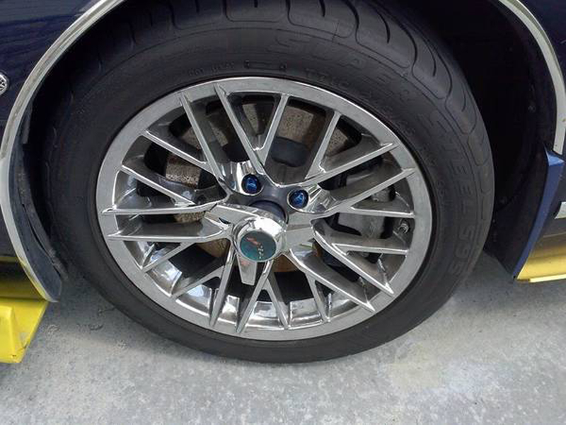 Illustration for article titled This Craigslist Corvette Is A Tragic Monster